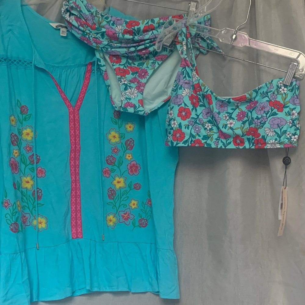 Women’s Turquoise Floral Bikini Top and Tunic Set